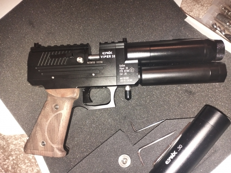 Evanix Viper 30.7.5j with lots of accessories