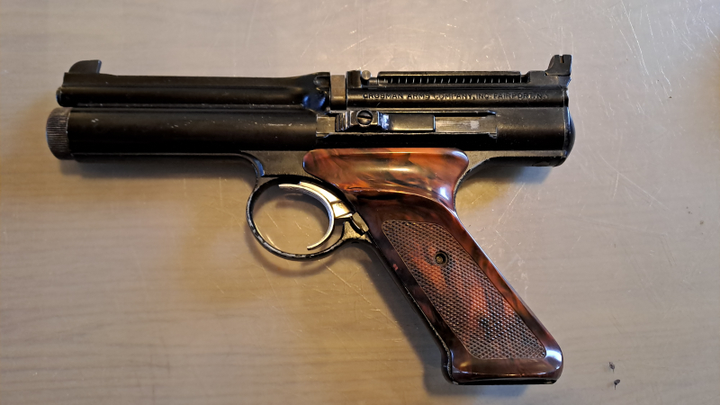 Crosman 600