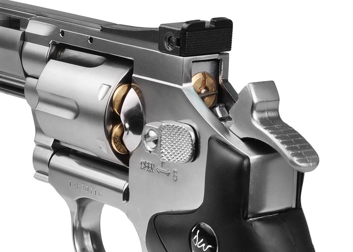 Dan Wesson 2.5" Pellet Revolver, Silver