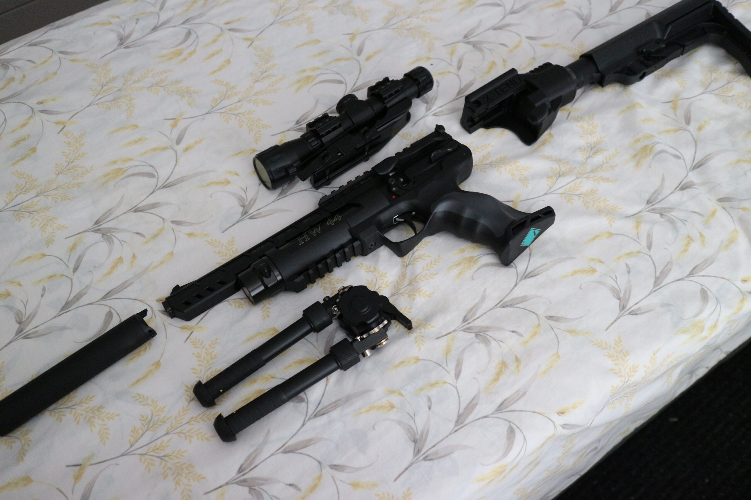 HW 44 air pistol