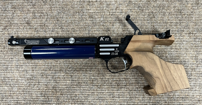 Pardini K12 Air Pistol – Top Condition – 2 Cartridges until 2027 – incl. Case