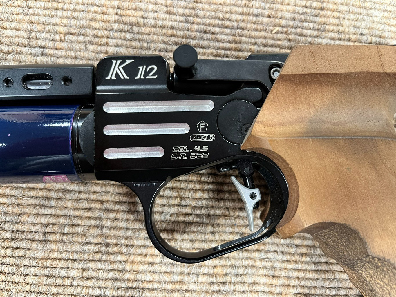 Pardini K12 Air Pistol – Top Condition – 2 Cartridges until 2027 – incl. Case