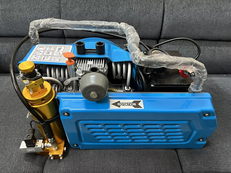 BREATHING AIR COMPRESSOR SCUBA DIVING AND SCBA 4500 PSI 100LMIN. 300 BAR 3.5CFM