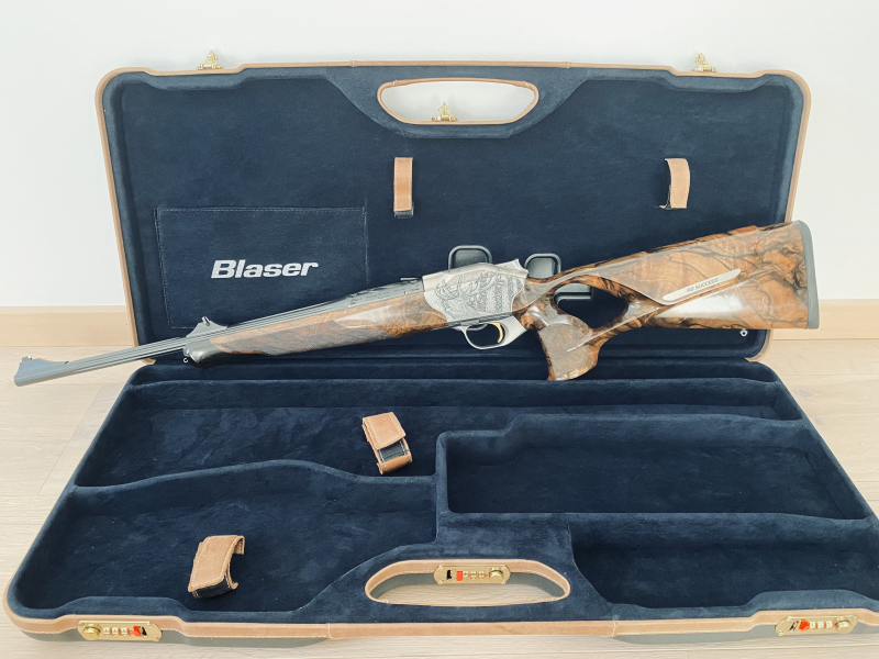 Blaser R8 Success Custom Grade II