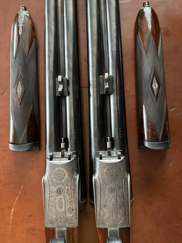 Pair of shotguns BOSS & Co 1270 ejectors leather case SN 52235224 DREAM PAIR