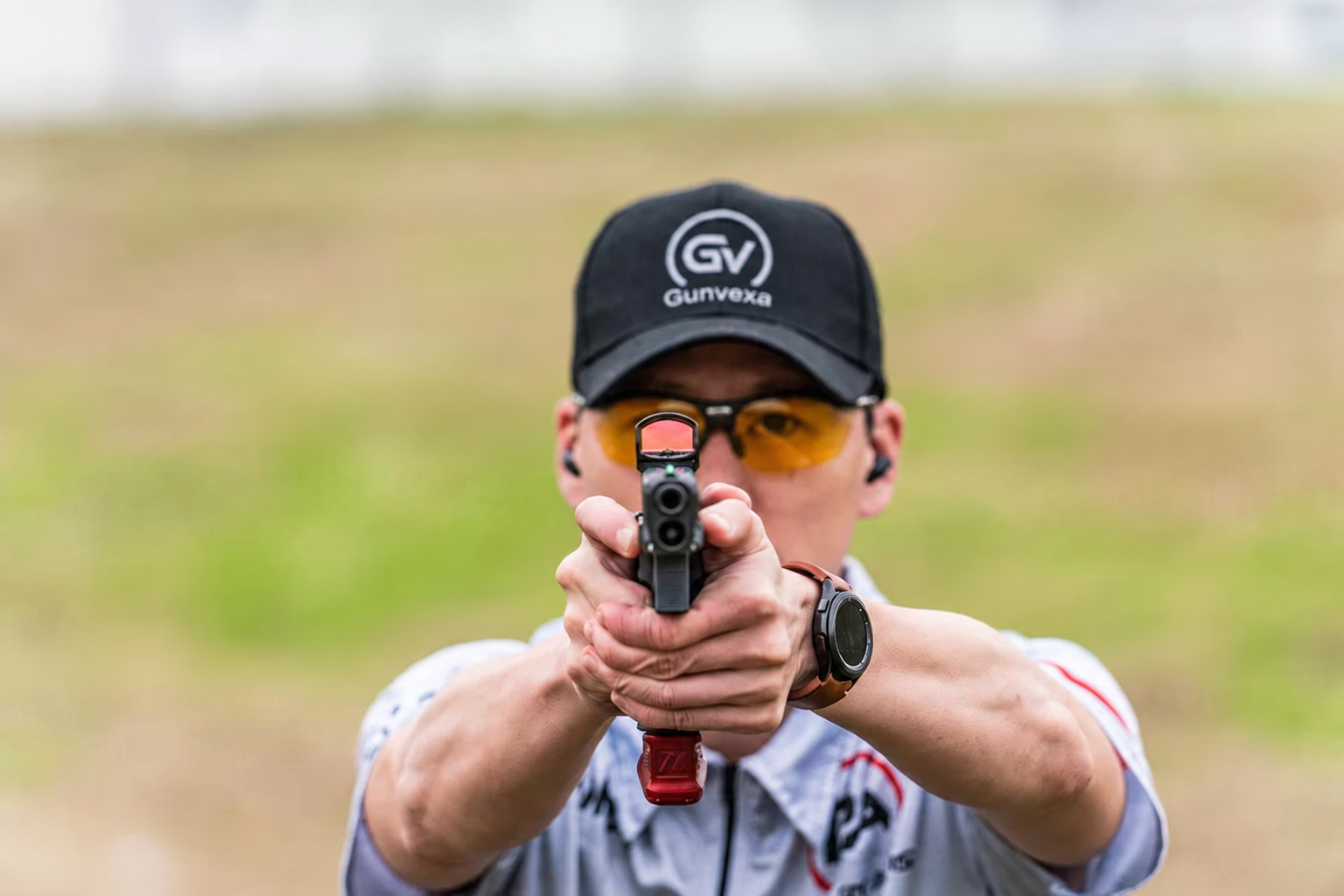 Cross-eye dominant pistol shooting techniques