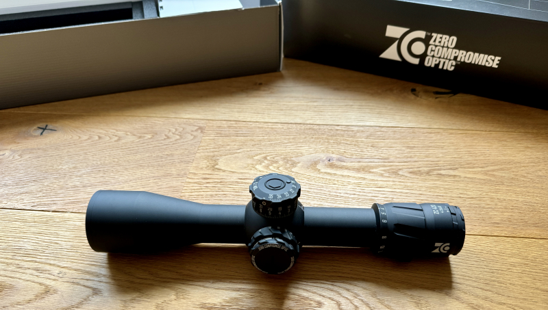 ZCO Zero Compronise rifle scope ZC420 4-20x50 MPCT1 reticle – as good as new!